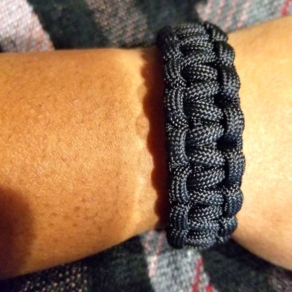 Para cord bracelet #1 - Picture 1 of 5
